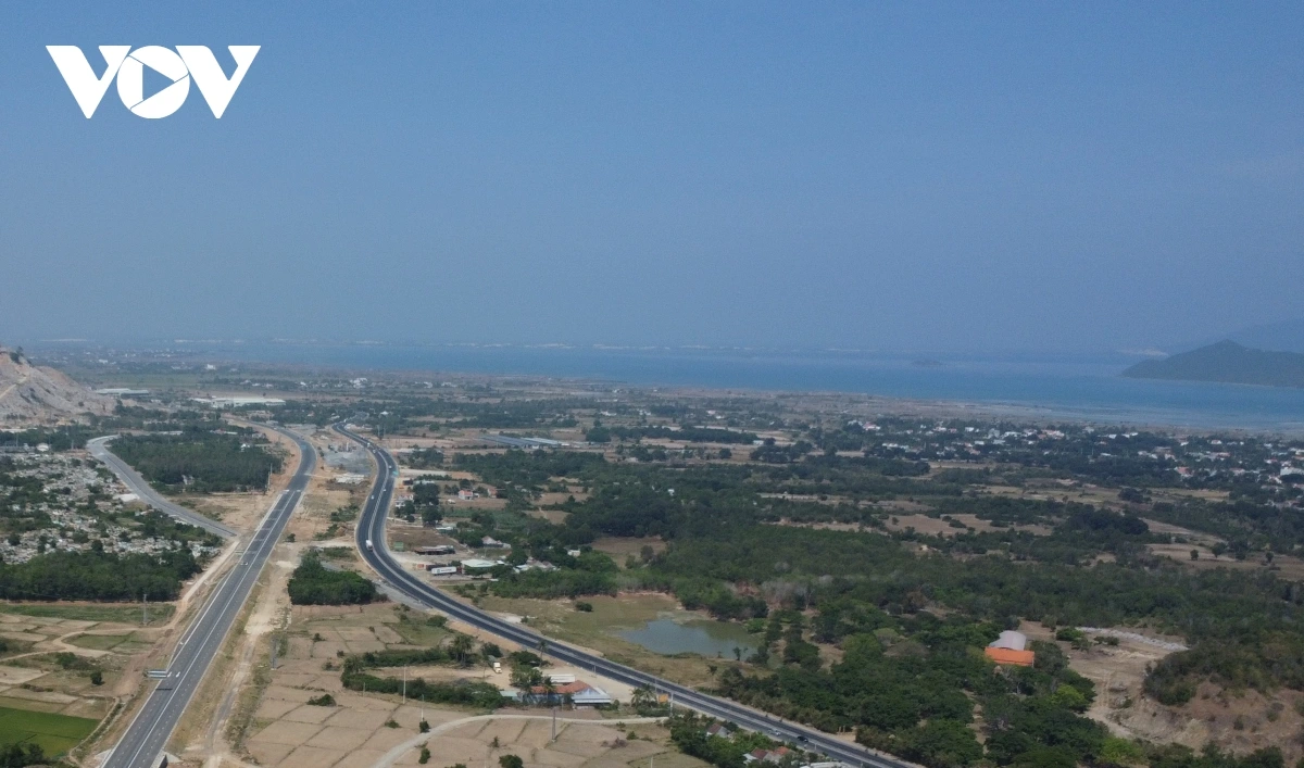 Bổ sung sân bay Vân Phong vào Quy hoạch hệ thống cảng hàng không quốc gia